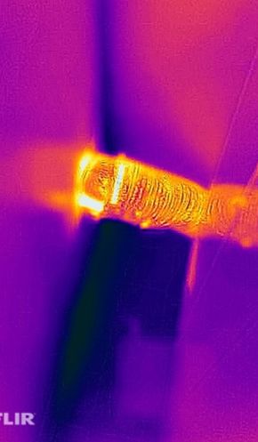 flir one laundry duct 2.jpg